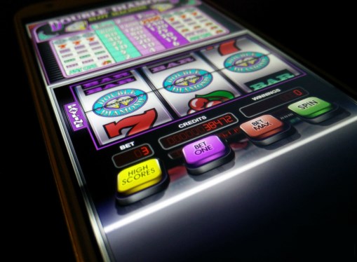 To play pokies usind Android device